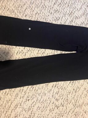 lululemon athletica Straight leg leggings size 6